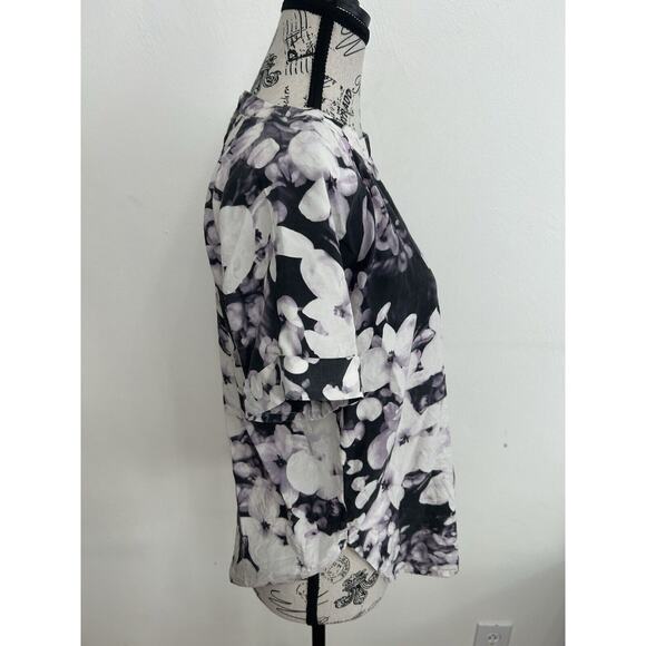 Banana Republic 100% Silk Purple Floral Blouse W/ Back Buttons Office Luxe Sz XS - Picture 2 of 5